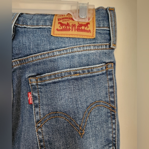 Levi's High Rise Wedgie Skinny Size 26 - Picture 6 of 7